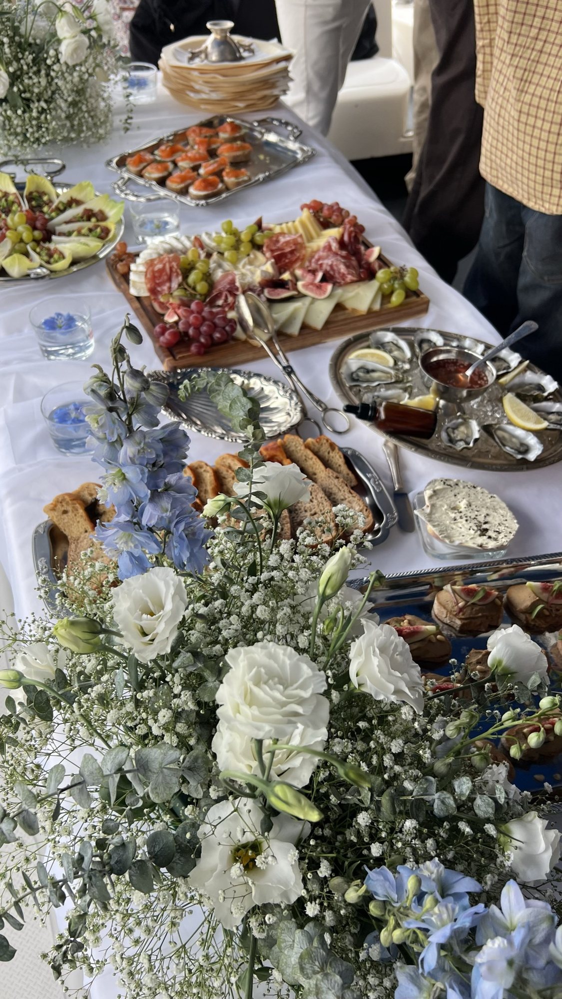 White florals down a table